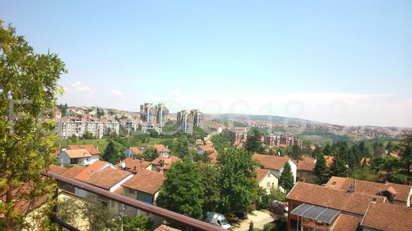 Stan na prodaju u Beogradu, Petlovo brdo, troiposoban, 130m2, cena 230000 evra