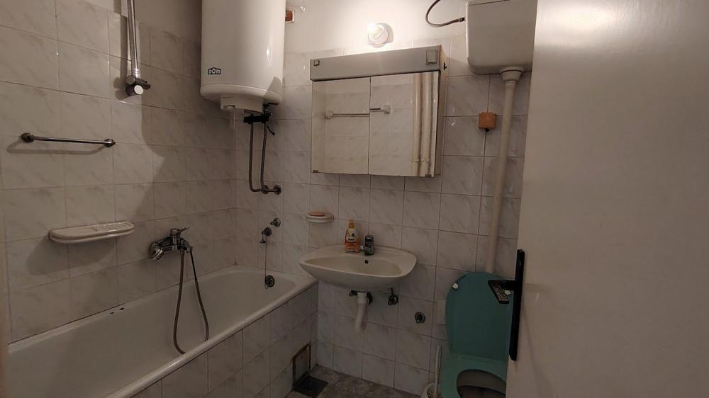 Stan na prodaju u Beogradu, Novi Beograd blok 38 (OŠ Ratko Mitrović), dvosoban, 62m2, cena 217000 evra