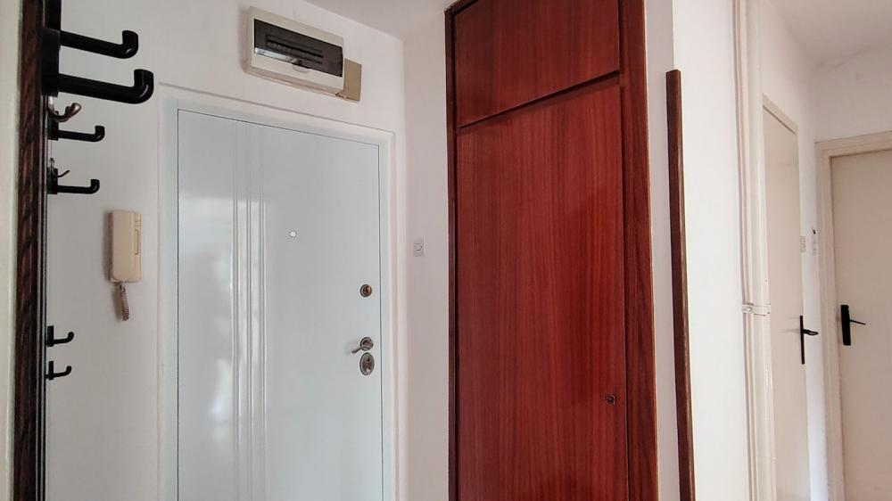Stan na prodaju u Beogradu, Novi Beograd blok 38 (OŠ Ratko Mitrović), dvosoban, 62m2, cena 217000 evra