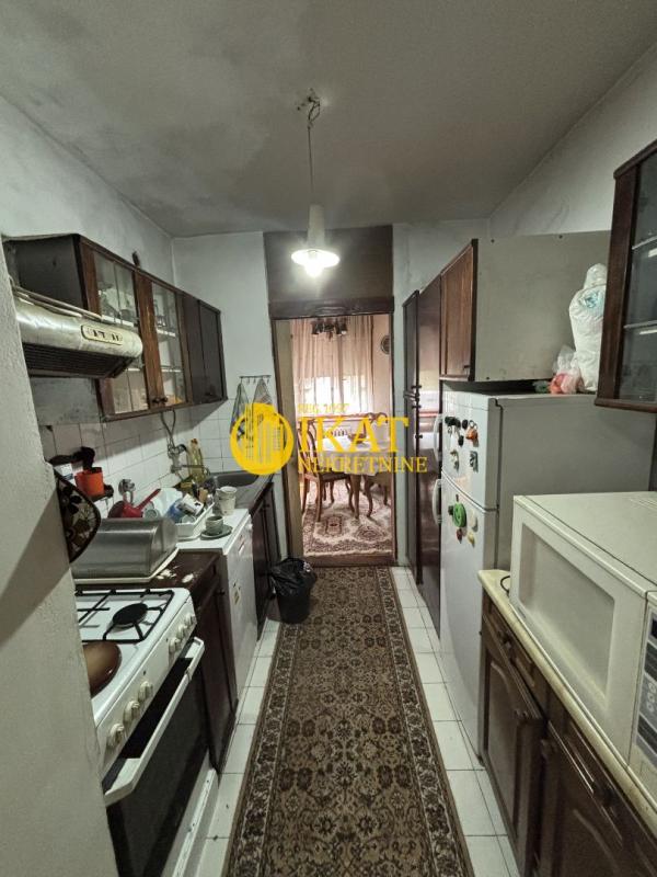 Stan na prodaju u Beogradu, Čukarica, trosoban, 84m2, cena 255000 evra