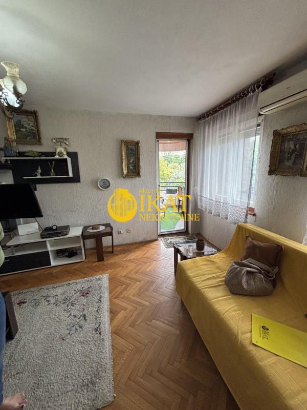 Stan na prodaju u Beogradu, Čukarica, trosoban, 84m2, cena 255000 evra