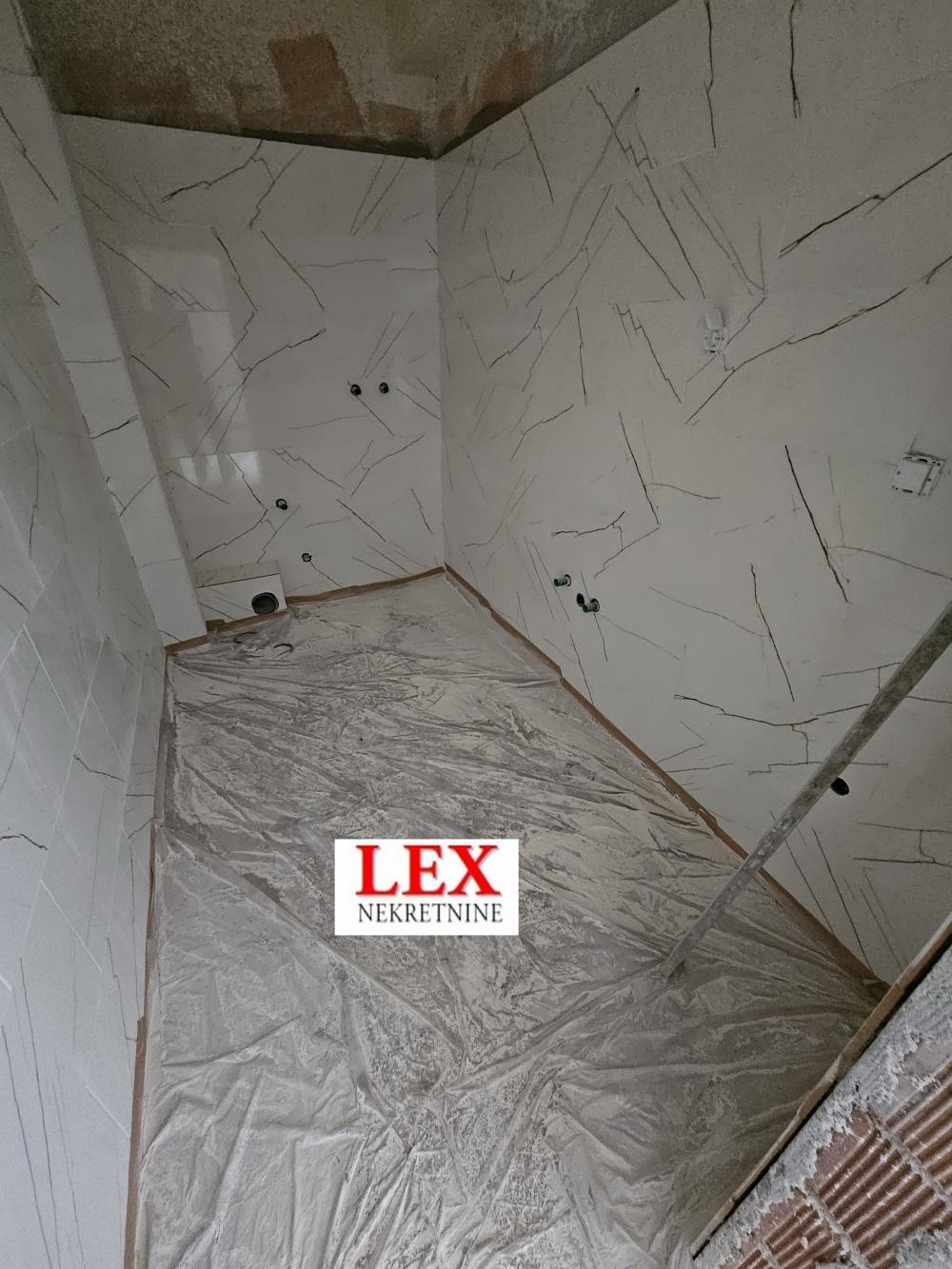 Stan na prodaju u Beogradu, Batajnica, trosoban, 61m2, cena 100980 evra