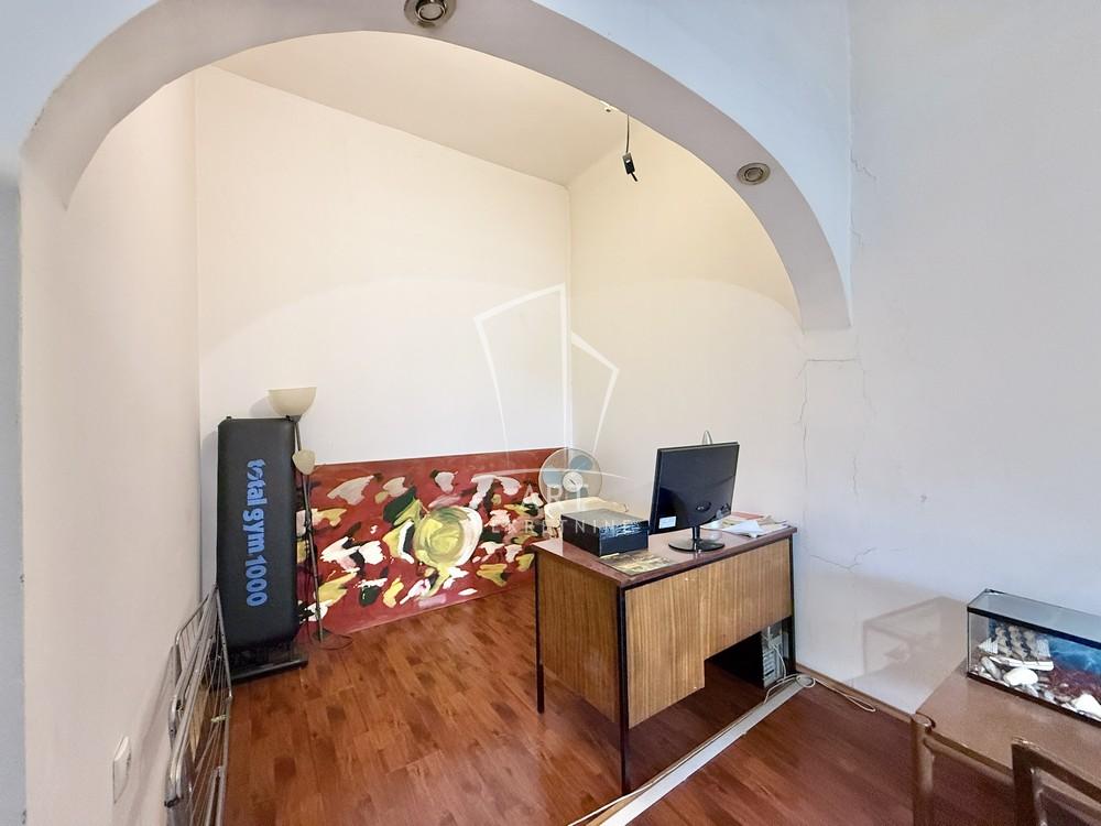 Stan na prodaju u Beogradu, Stari grad, dvosoban, 54m2, cena 160000 evra