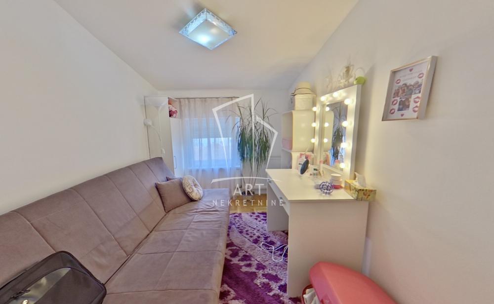 Stan na prodaju u Beogradu, Mirijevo, dvosoban, 38m2, cena 110000 evra