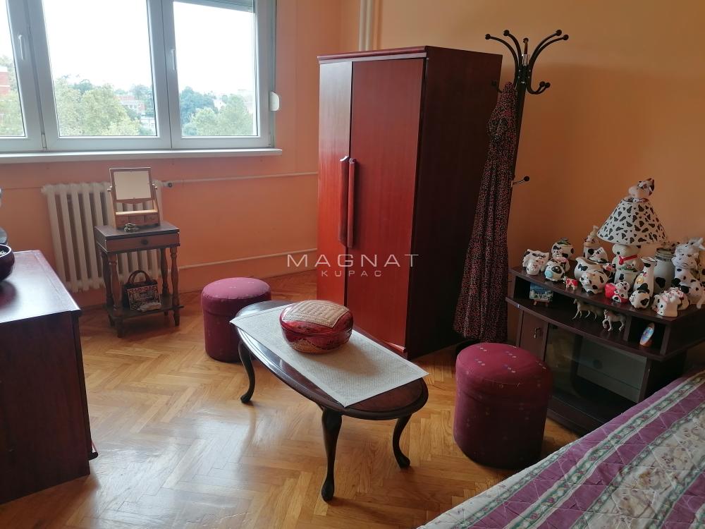 Stan na prodaju u Beogradu, Marije Bursać, dvoiposoban, 62m2, cena 169900 evra