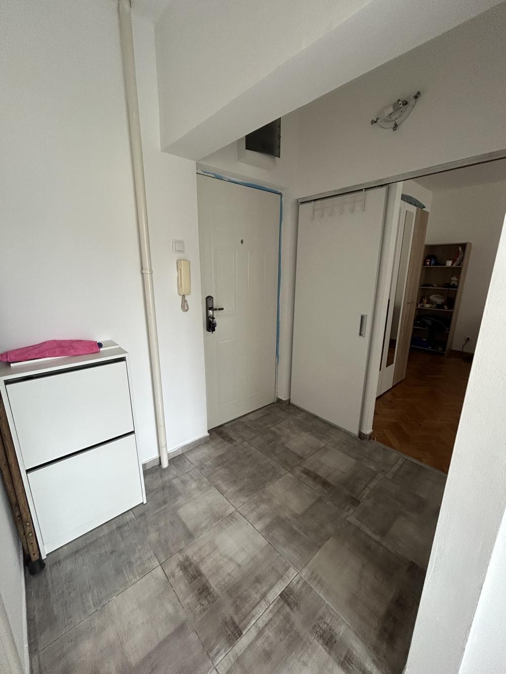 Stan na prodaju u Beogradu, Autokomanda, jednosoban, 31m2, cena 136000 evra
