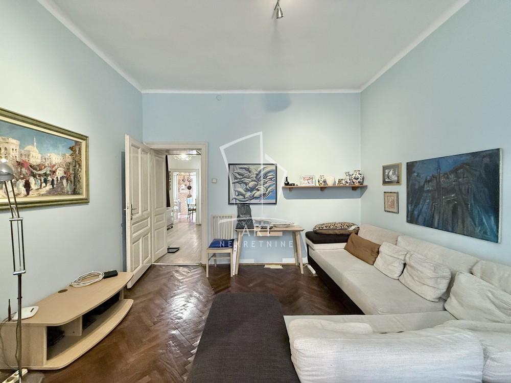 Stan na prodaju u Beogradu, Stari grad, trosoban, 77m2, cena 280000 evra