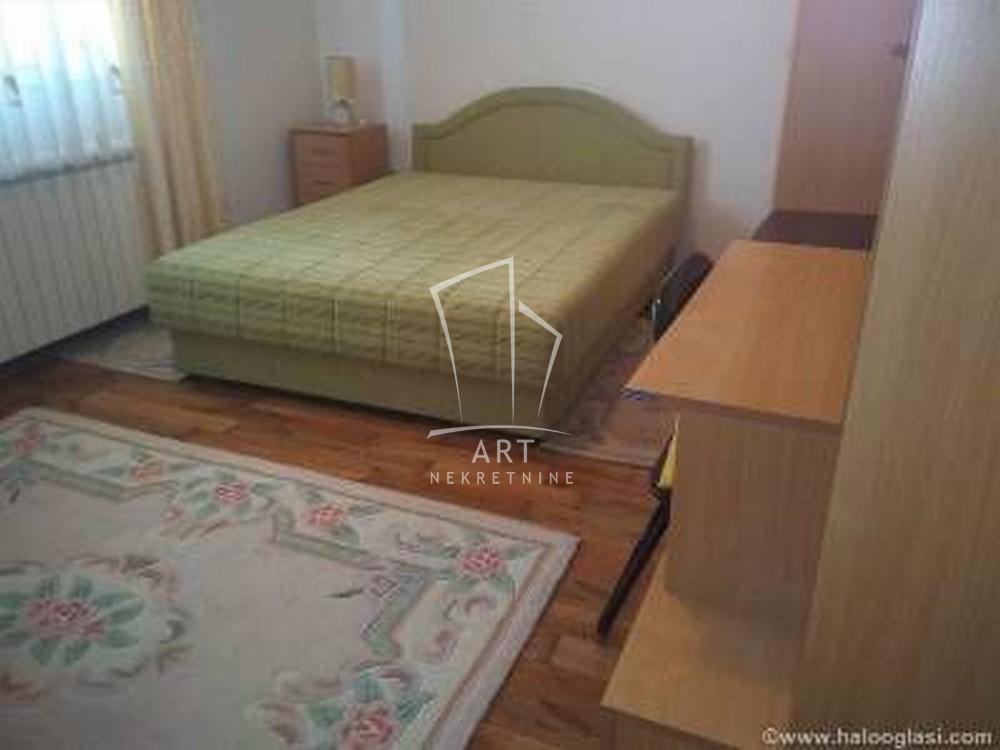 Stan na prodaju u Beogradu, Novi Grad, cetvorosoban, 105m2, cena 268300 evra