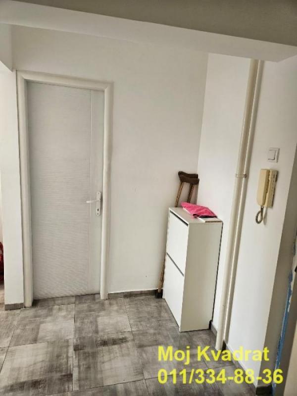 Stan na prodaju u Beogradu, Autokomanda, jednosoban, 31m2, cena 136000 evra