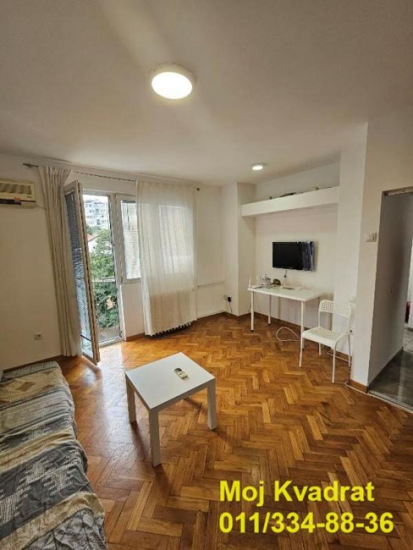 Stan na prodaju u Beogradu, Autokomanda, jednosoban, 31m2, cena 136000 evra