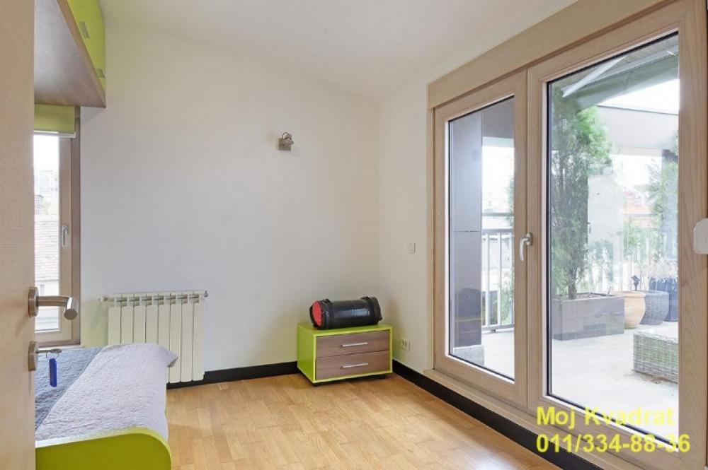 Stan na prodaju u Beogradu, Vračar (Hram), cetvorosoban, 130m2, cena 700000 evra