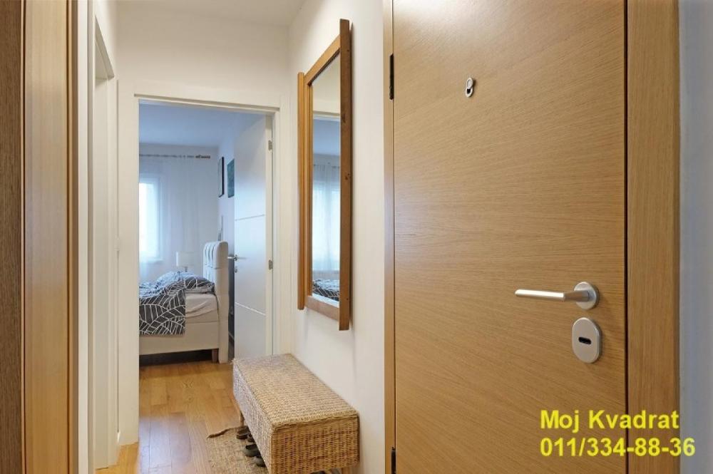 Stan na prodaju u Beogradu, Gornji grad, dvosoban, 57m2, cena 195000 evra
