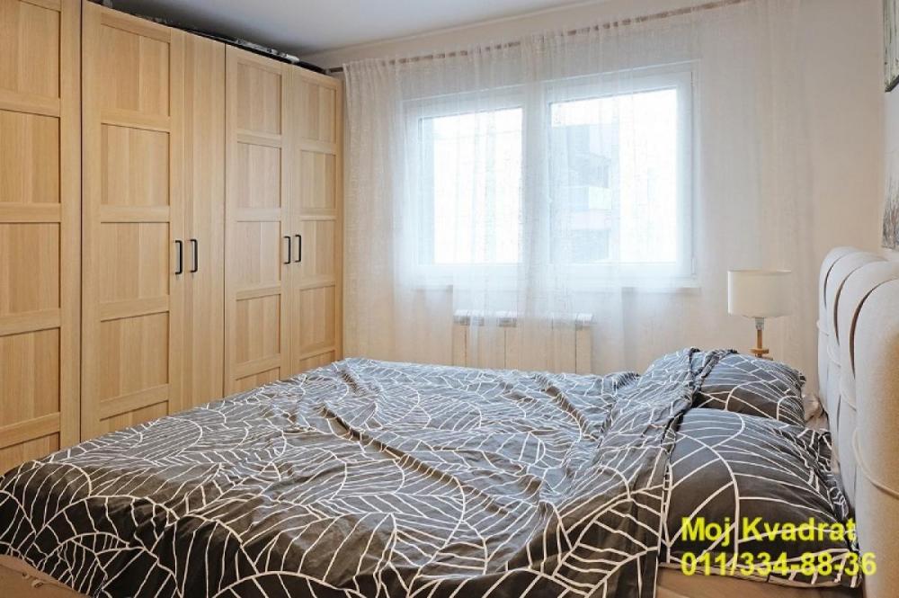 Stan na prodaju u Beogradu, Gornji grad, dvosoban, 57m2, cena 195000 evra