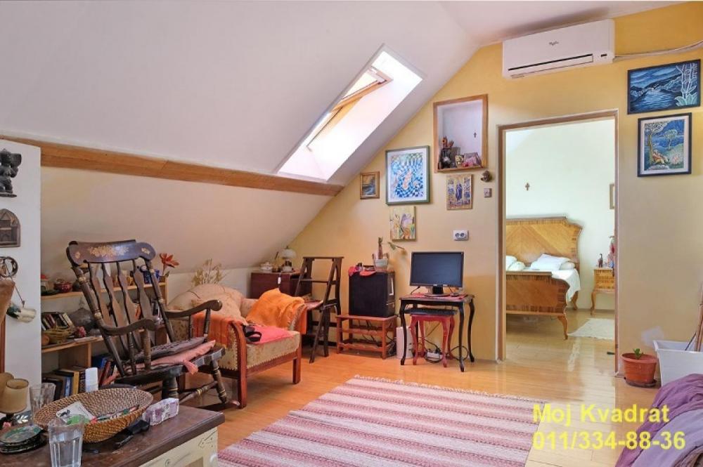Stan na prodaju u Beogradu, Terazije, trosoban, 88m2, cena 450000 evra