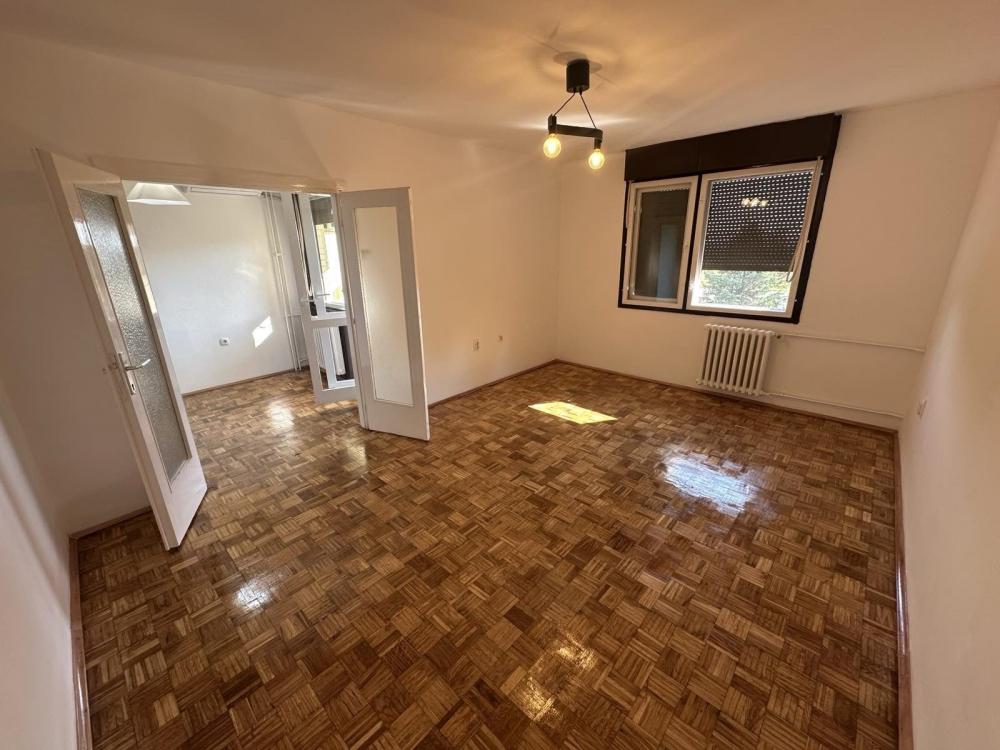Stan na prodaju u Beogradu, Čukarica, dvosoban, 57m2, cena 113000 evra