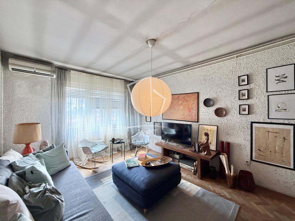 Stan na prodaju u Beogradu, Beograd (centar), cetvorosoban, 87m2, cena 368000 evra
