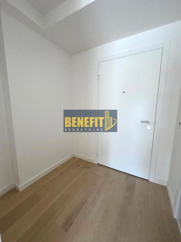 Stan na prodaju u Beogradu, Novi Beograd blok 65, jednosoban, 27m2, cena 133000 evra