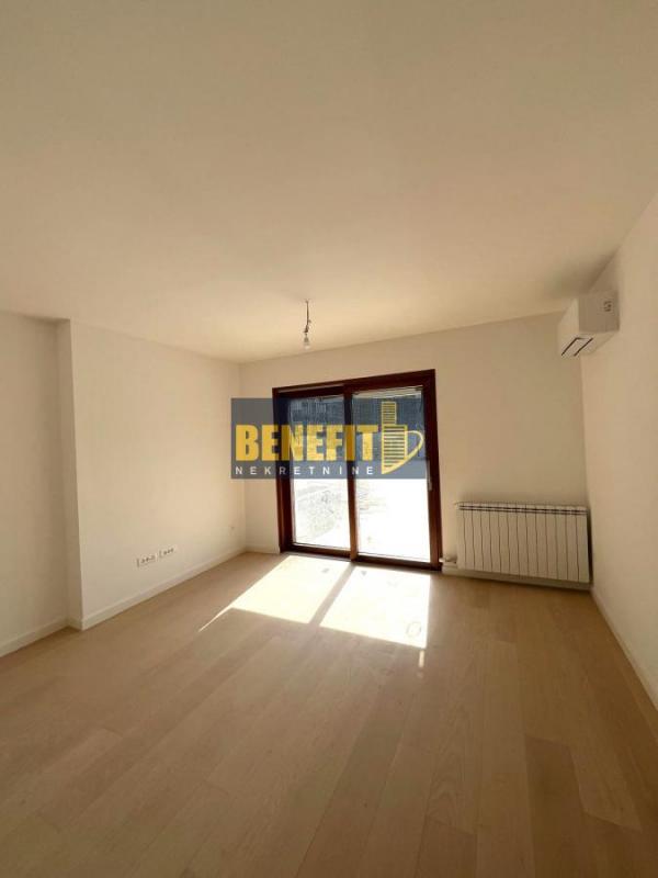 Stan na prodaju u Beogradu, Novi Beograd blok 65, jednosoban, 27m2, cena 133000 evra
