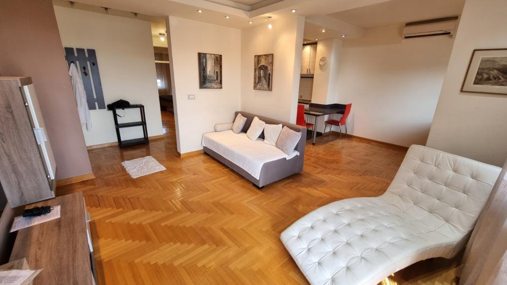 Stan na prodaju u Beogradu, Novi Beograd, dvosoban, 65m2, cena 249900 evra
