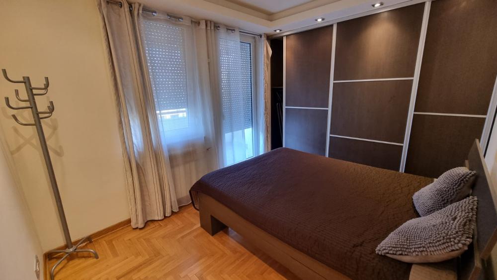 Stan na prodaju u Beogradu, Novi Beograd, dvosoban, 65m2, cena 249900 evra