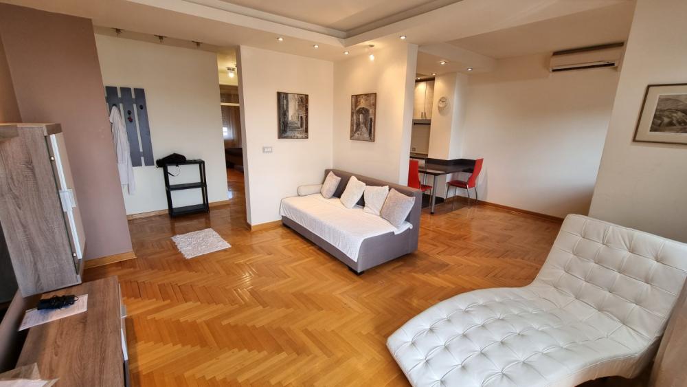 Stan na prodaju u Beogradu, Novi Beograd, dvosoban, 65m2, cena 249900 evra