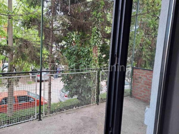 Stan na prodaju u Beogradu, Borča, dvosoban, 54m2, cena 120900 evra