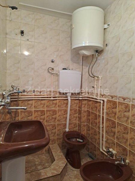 Stan na prodaju u Beogradu, Borča, dvosoban, 54m2, cena 120900 evra