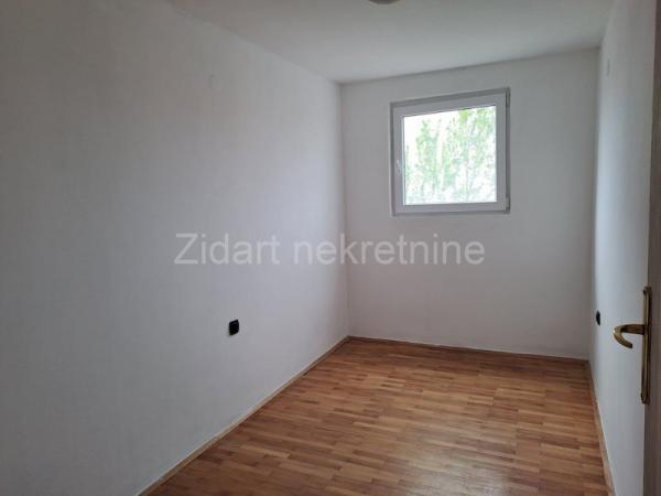 Stan na prodaju u Beogradu, Borča, dvosoban, 54m2, cena 120900 evra