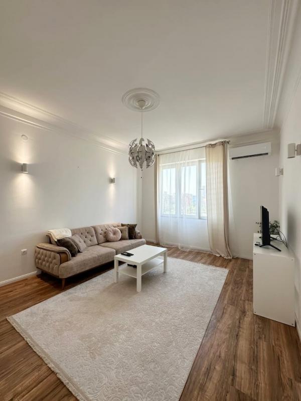 Stan na prodaju u Beogradu, Beograd (centar), trosoban, 71m2, cena 340000 evra