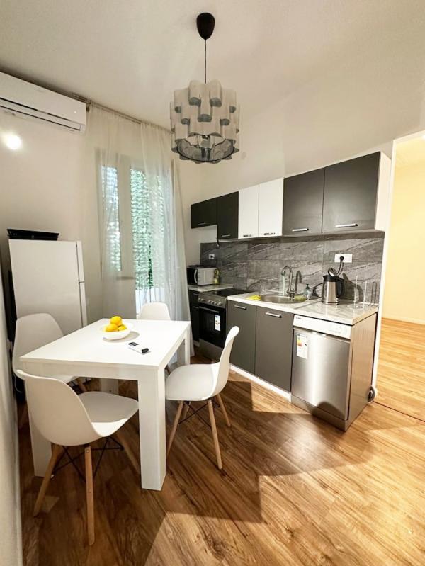 Stan na prodaju u Beogradu, Beograd (centar), trosoban, 71m2, cena 340000 evra