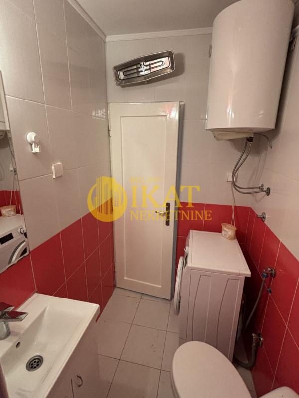 Stan na prodaju u Beogradu, Vukov spomenik, dvosoban, 60m2, cena 240000 evra
