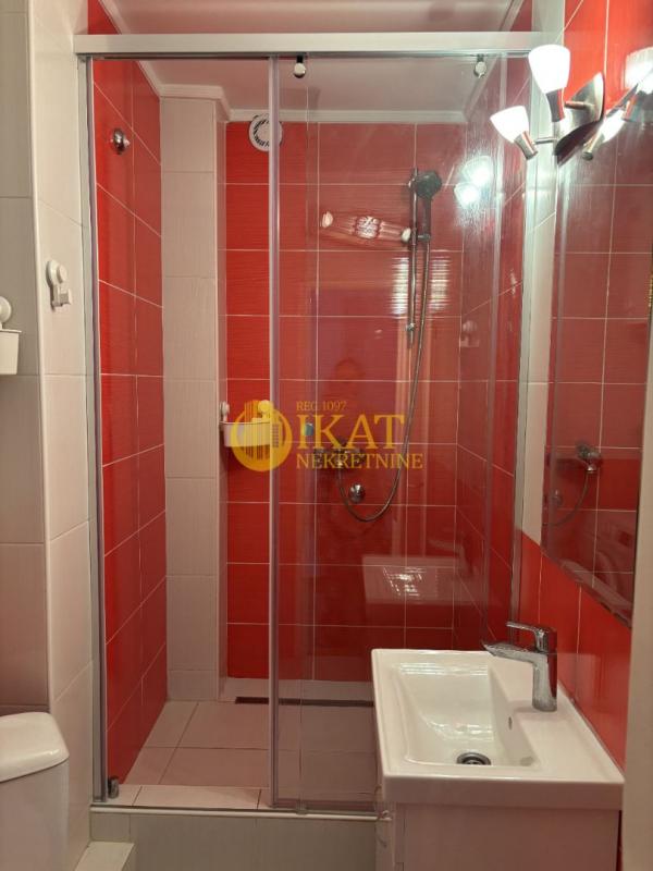 Stan na prodaju u Beogradu, Vukov spomenik, dvosoban, 60m2, cena 240000 evra