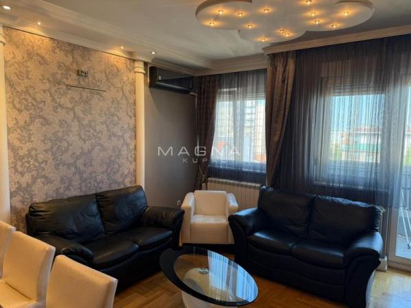 Stan na prodaju u Beogradu, Crveni Krst, dvoiposoban, 61m2, cena 339900 evra