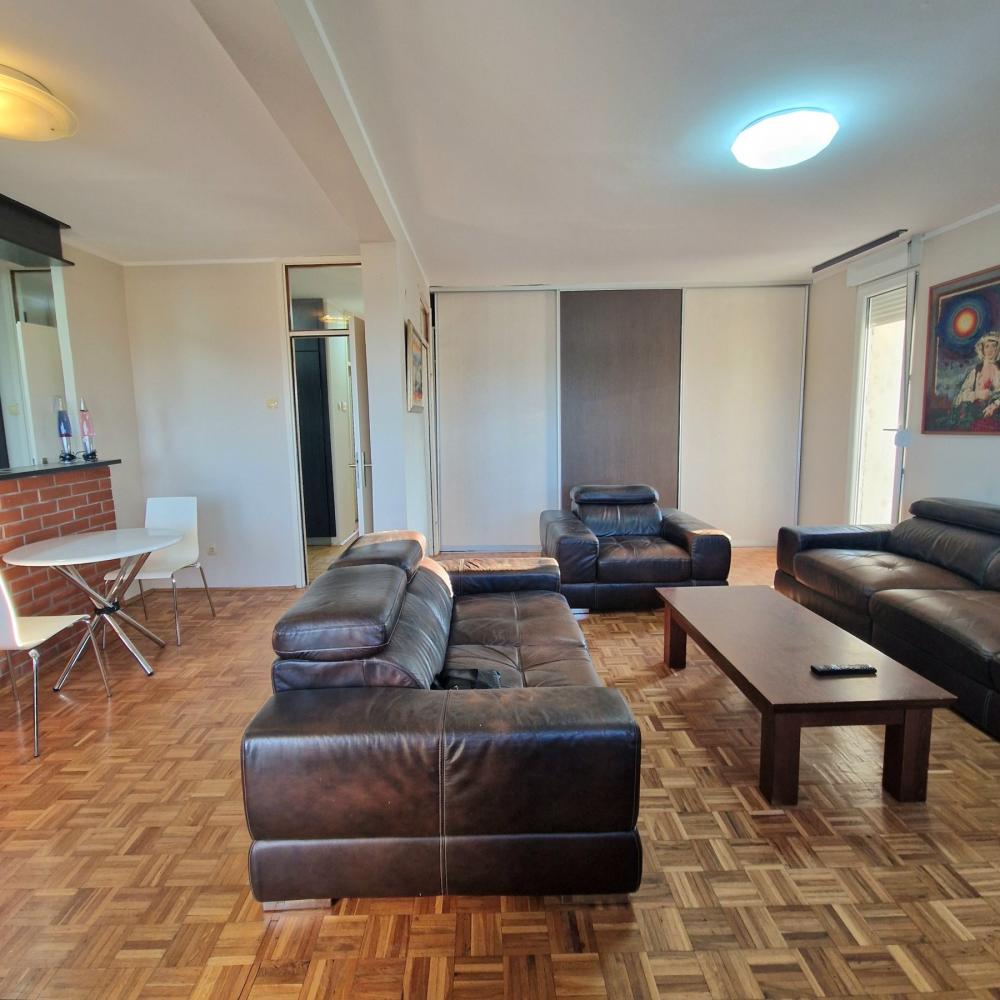 Stan na prodaju u Beogradu, Dorćol, trosoban, 75m2, cena 298000 evra