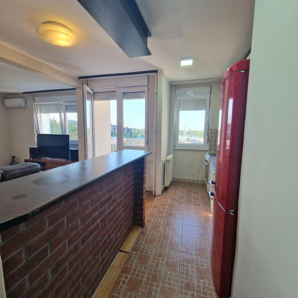 Stan na prodaju u Beogradu, Dorćol, trosoban, 75m2, cena 298000 evra
