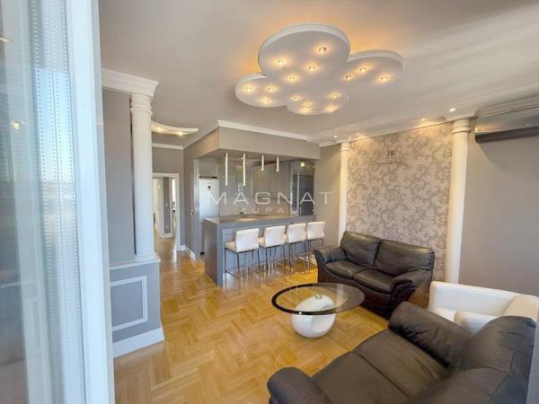 Stan na prodaju u Beogradu, Crveni Krst, dvoiposoban, 61m2, cena 339900 evra