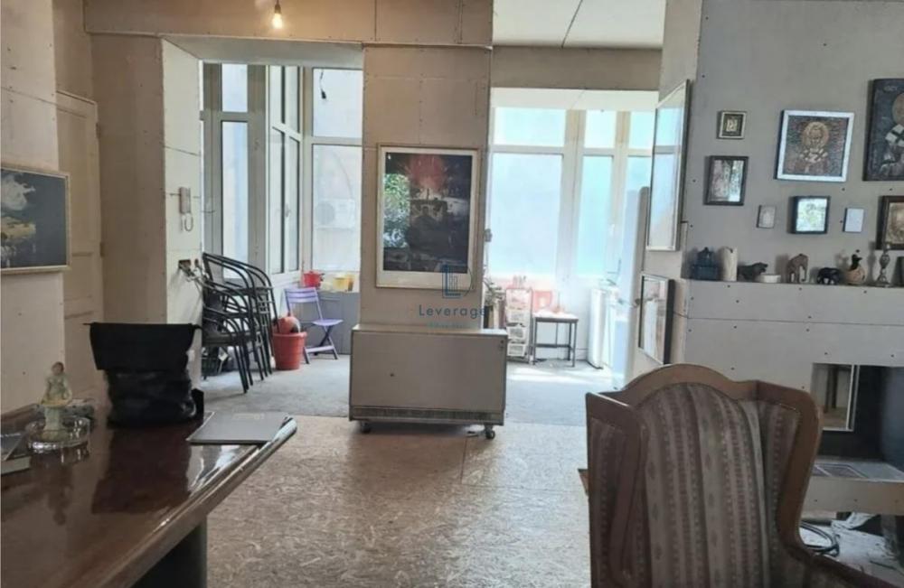 Stan na prodaju u Beogradu, Kalenić pijaca, jednoiposoban, 72m2, cena 400000 evra