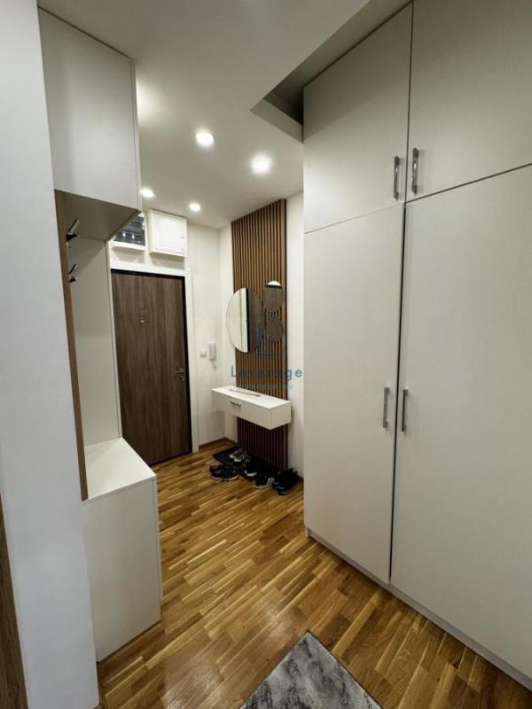 Stan na prodaju u Beogradu, Kaluđerica, cetvorosoban, 76m2, cena 178000 evra