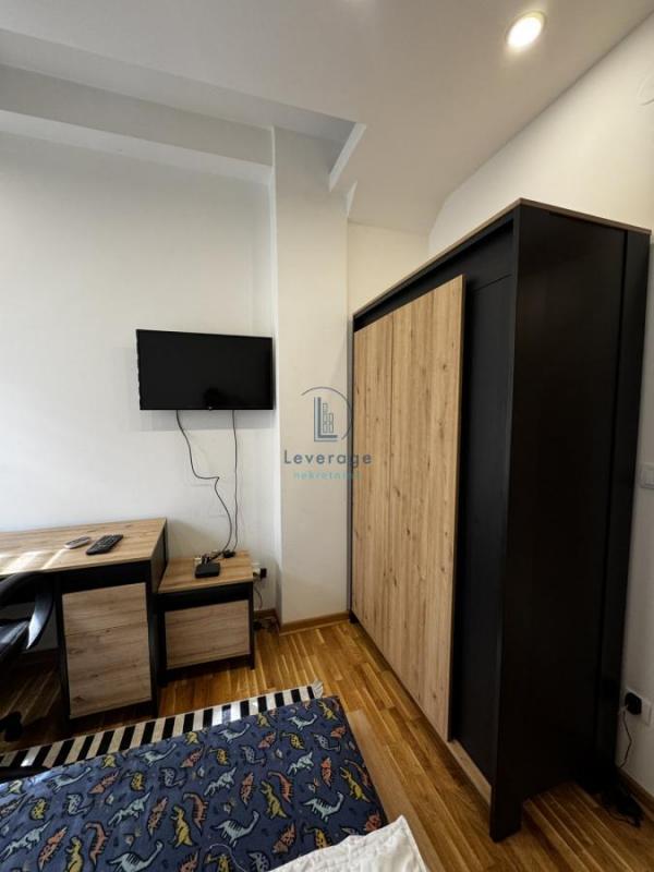 Stan na prodaju u Beogradu, Kaluđerica, cetvorosoban, 76m2, cena 178000 evra