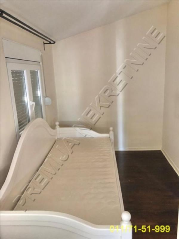 Stan na prodaju u Beogradu, Karaburma, trosoban, 73m2, cena 139800 evra