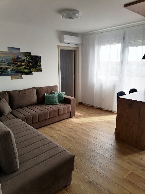 Stan na prodaju u Beogradu, Ledine, dvoiposoban, 58m2, cena 159900 evra