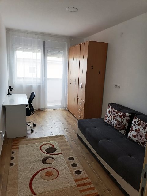 Stan na prodaju u Beogradu, Ledine, dvoiposoban, 58m2, cena 159900 evra