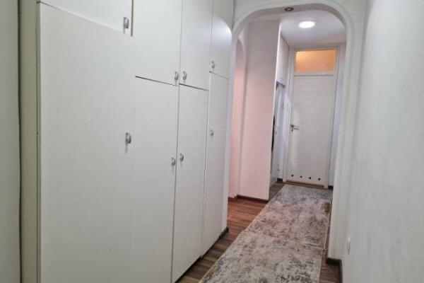 Stan na prodaju u Beogradu, Novi Beograd,Bežanijska kosa, dvoiposoban, 69m2, cena 228000 evra