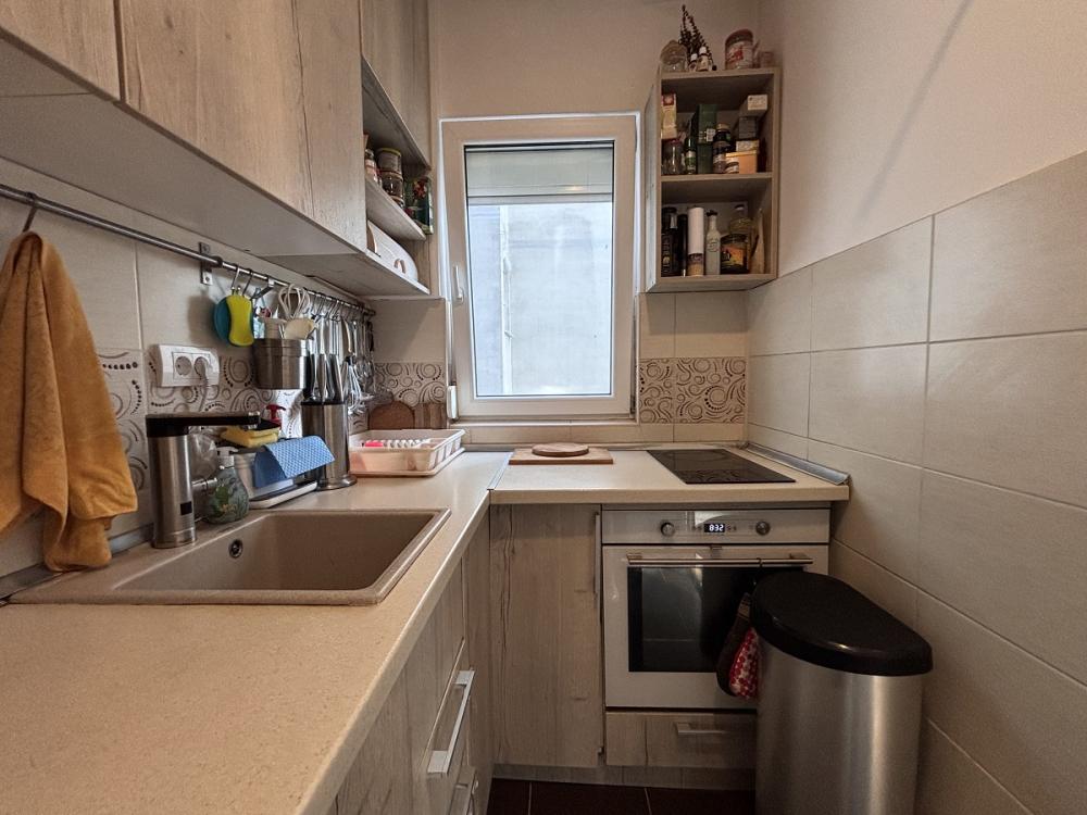 Stan na prodaju u Beogradu, Krnjača, 64m2, cena 155000 evra