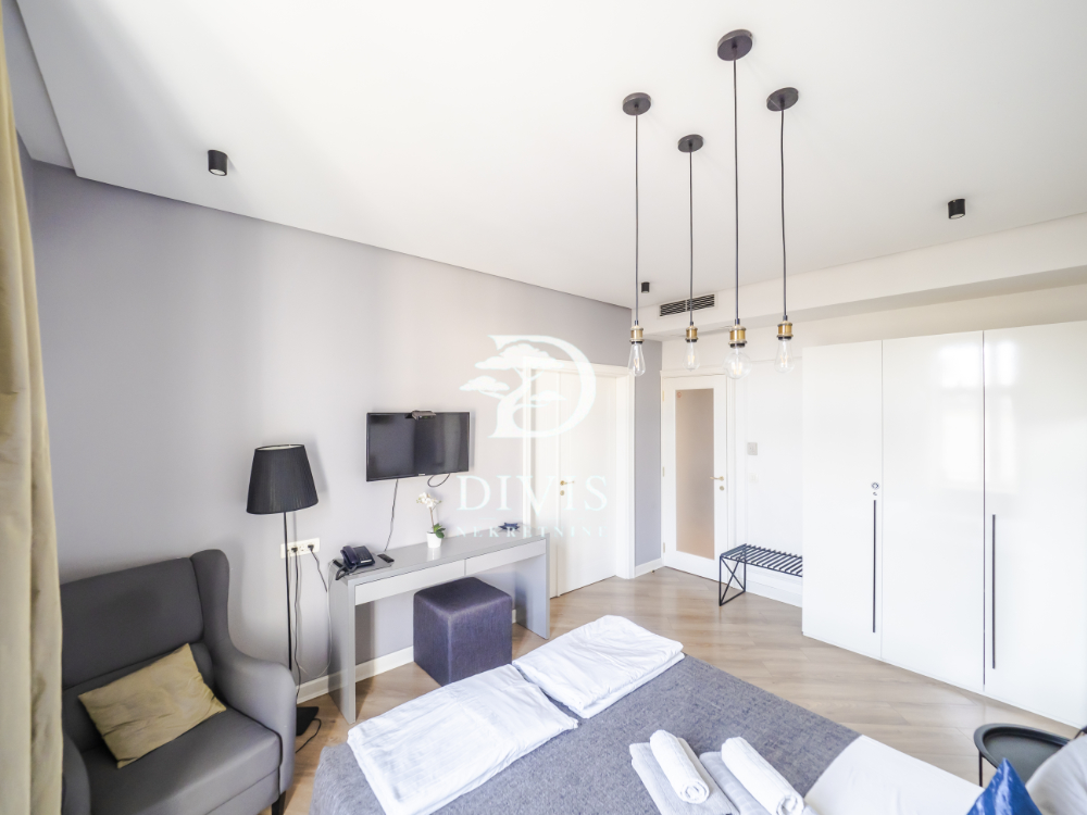 Stan na prodaju u Beogradu, Stari grad,Knez Mihailova, trosoban, 74m2, cena 479000 evra