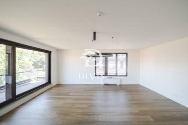 Stan na prodaju u Beogradu, Savski venac,Dedinje, cetvorosoban, 214m2, cena 1490000 evra