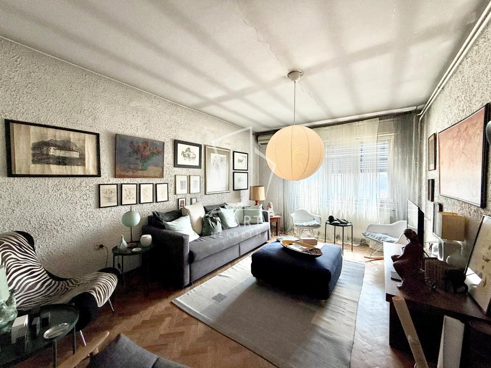 Stan na prodaju u Beogradu, Beograd (centar), cetvorosoban, 87m2, cena 345000 evra