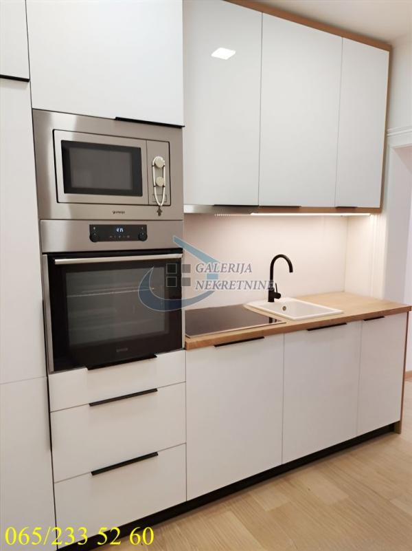 Stan na prodaju u Beogradu, Stari grad, dvosoban, 44m2, cena 176000 evra