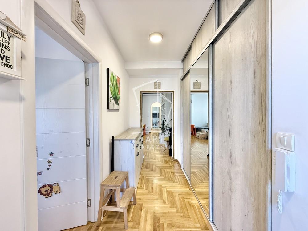 Stan na prodaju u Beogradu, Palilula, trosoban, 64m2, cena 155000 evra