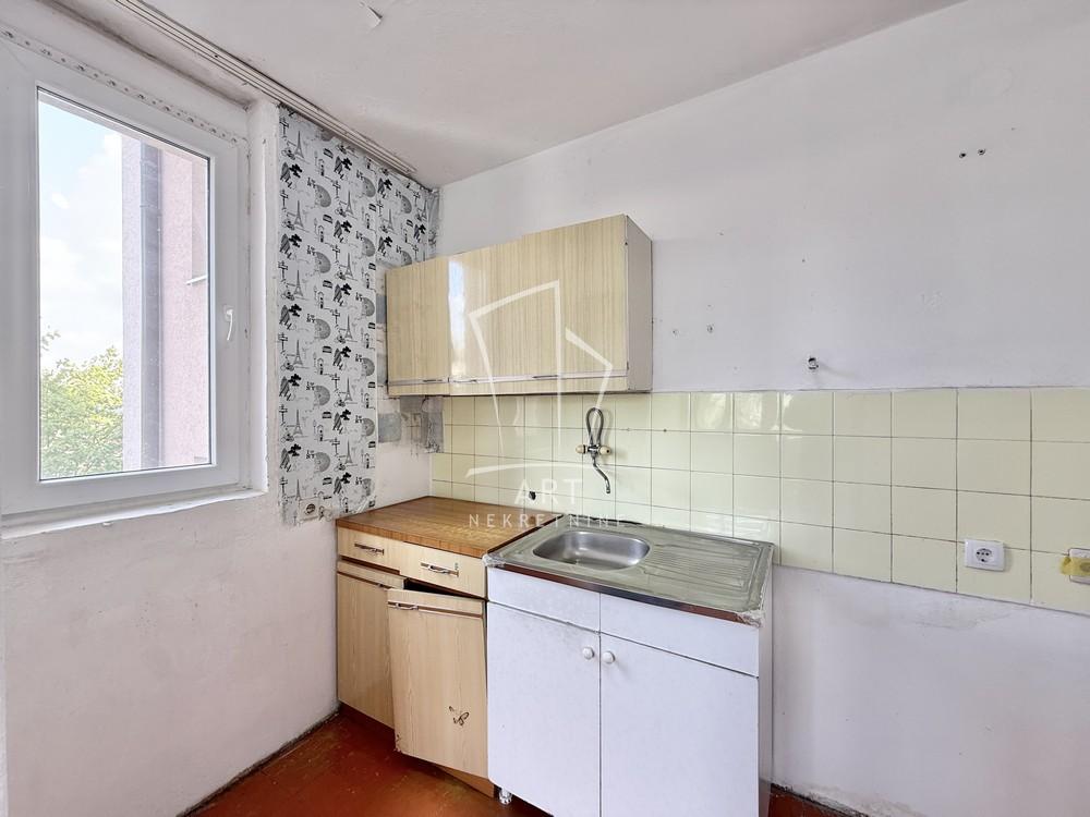 Stan na prodaju u Beogradu, Čukarica, dvosoban, 40m2, cena 80000 evra